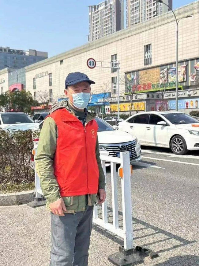 0159e39db82f4865856eae02155e5538